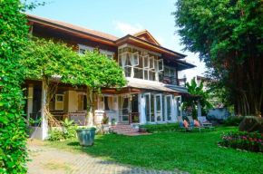 Banyan House Samui bed and breakfast (Adult Only)